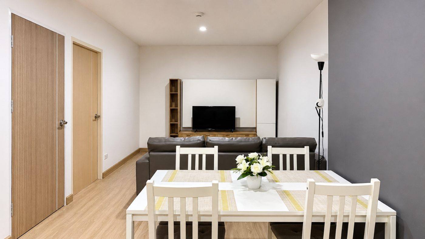 ห้องชุด 2 ห้องนอน 2 ห้องน้ำ · 2 Bedroom 2 Bathroom